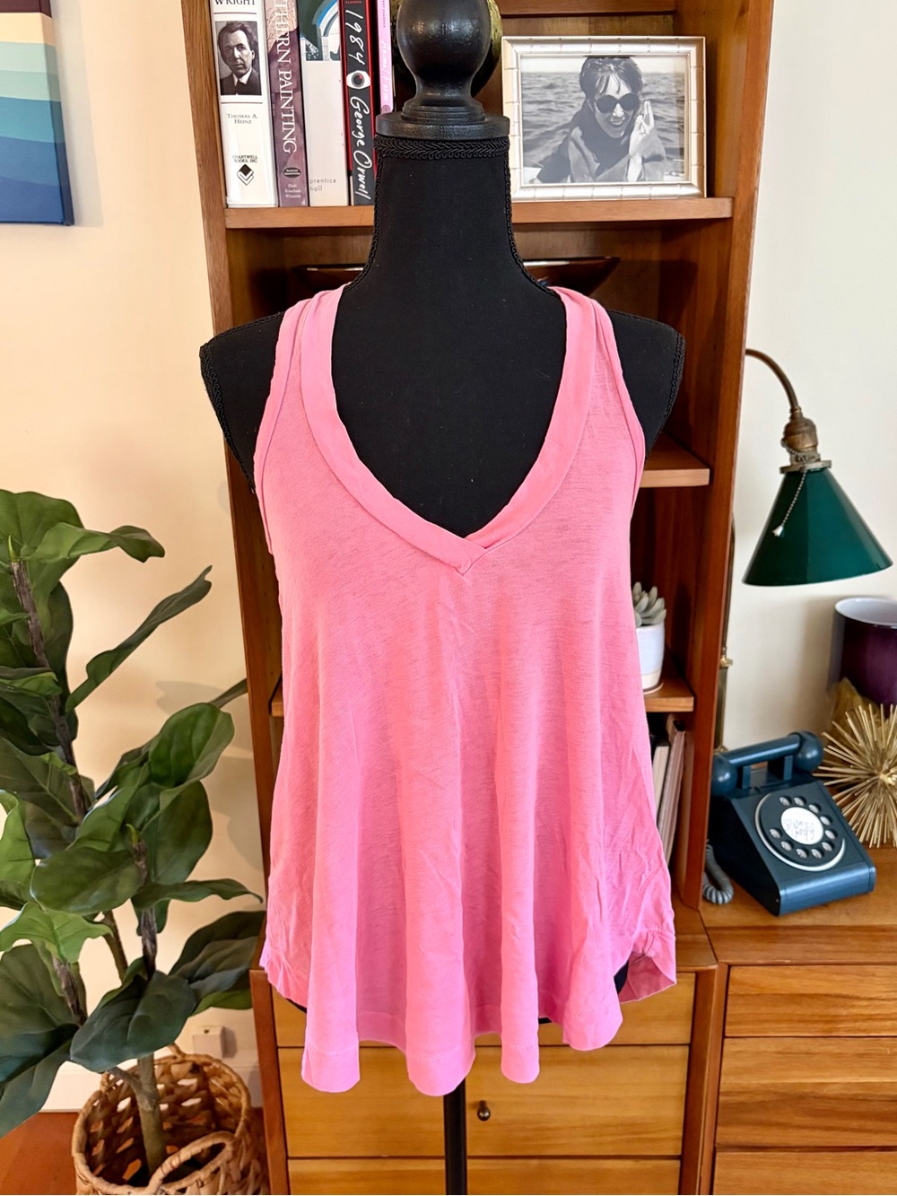 Splendid Pink V-Neck Flowy Tank Top